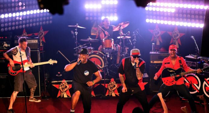 Prophets of Rage lanzó su primer sencillo