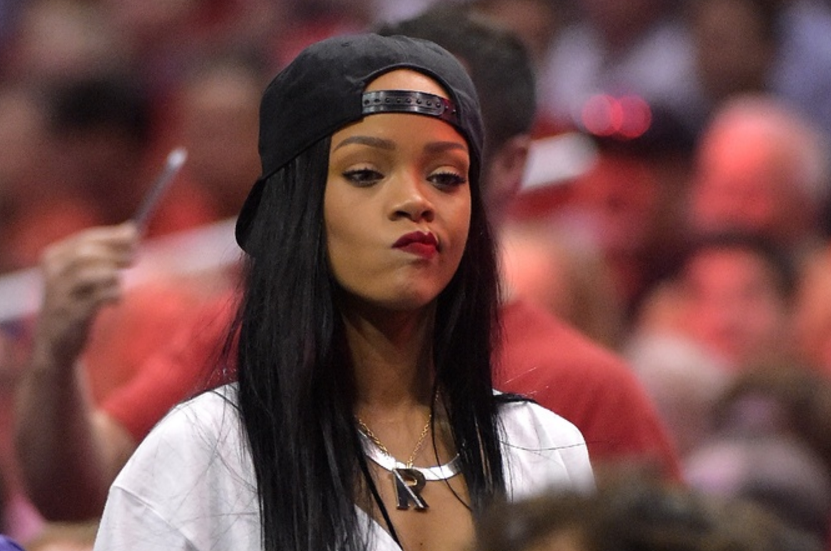 Rihanna no quiere que jueguen Pokémon Go! en sus conciertos