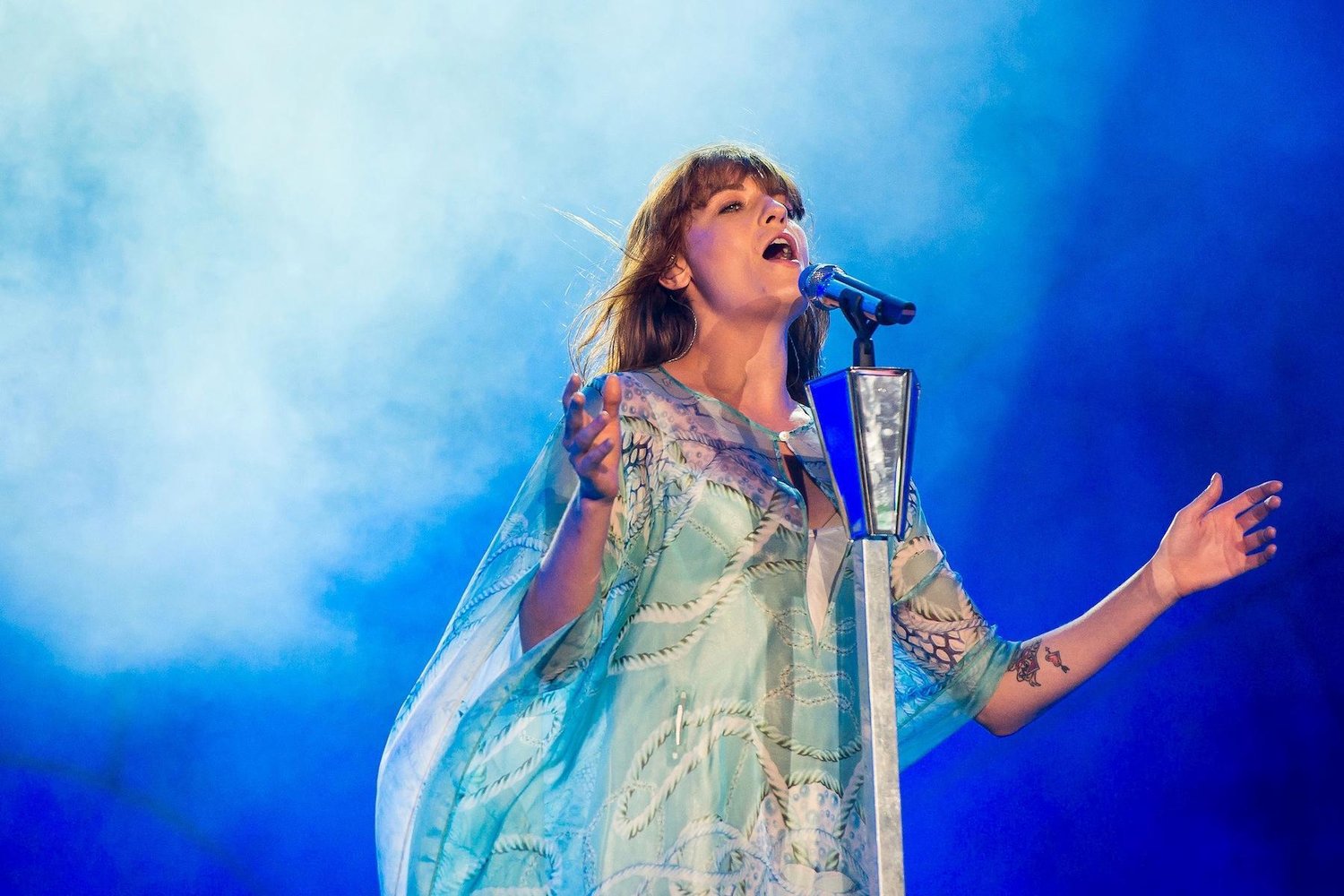 Florence and The Machine estrena tema para la nueva película de Tim Burton