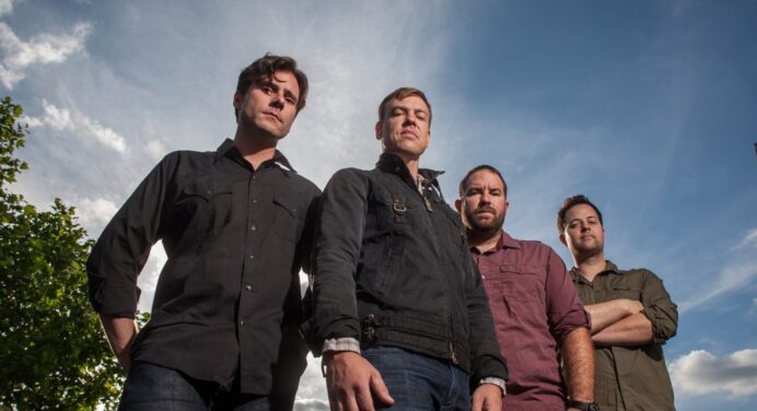 Jimmy Eat World anuncia nuevo disco con el sencillo “Get Right”