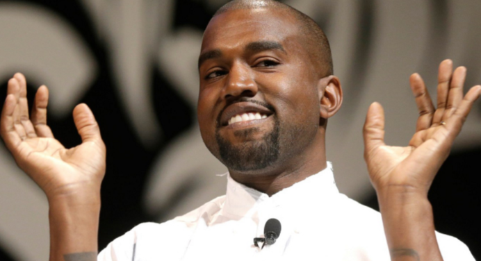 Kanye West crea nueva “música” con la corneta de un carro