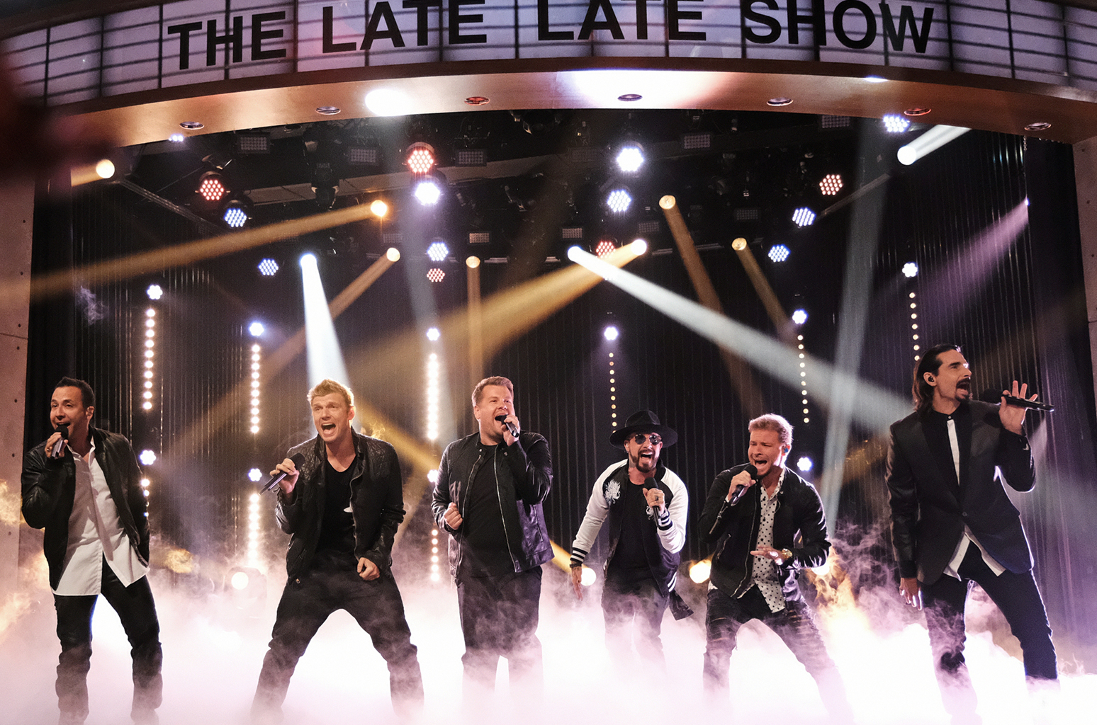 Backstreet Boys. James Corden. The Late Late Show. Everybody (Backstreet's Back). Cúsica Plus