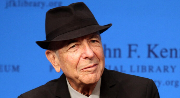 Leonard Cohen celebra sus 82 años con “You Want It Darker”