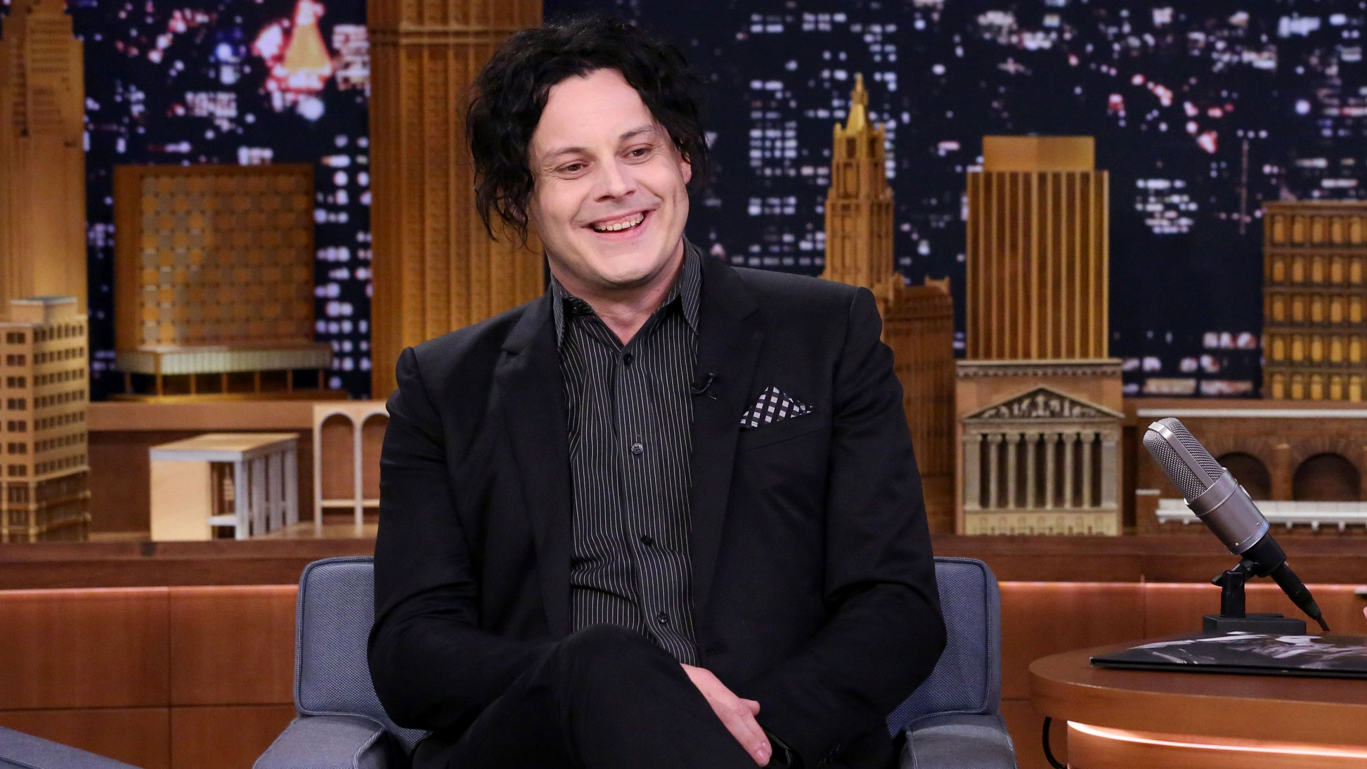 Jack White. Acoustic Recordings. The Tonight Show with Jimmy Fallon. Cúsica Plus