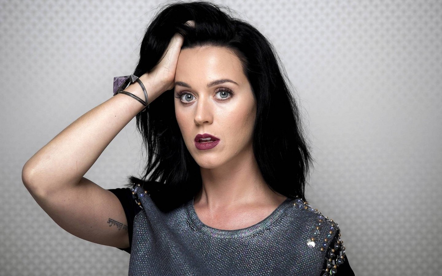 Katy Perry. Respuesta en Twitter. Nuevo álbum. Cúsica Plus