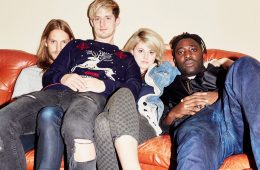 Bloc Party presentó el video de su más reciente sencillo “Stunt Queen”. CúsicaPlus