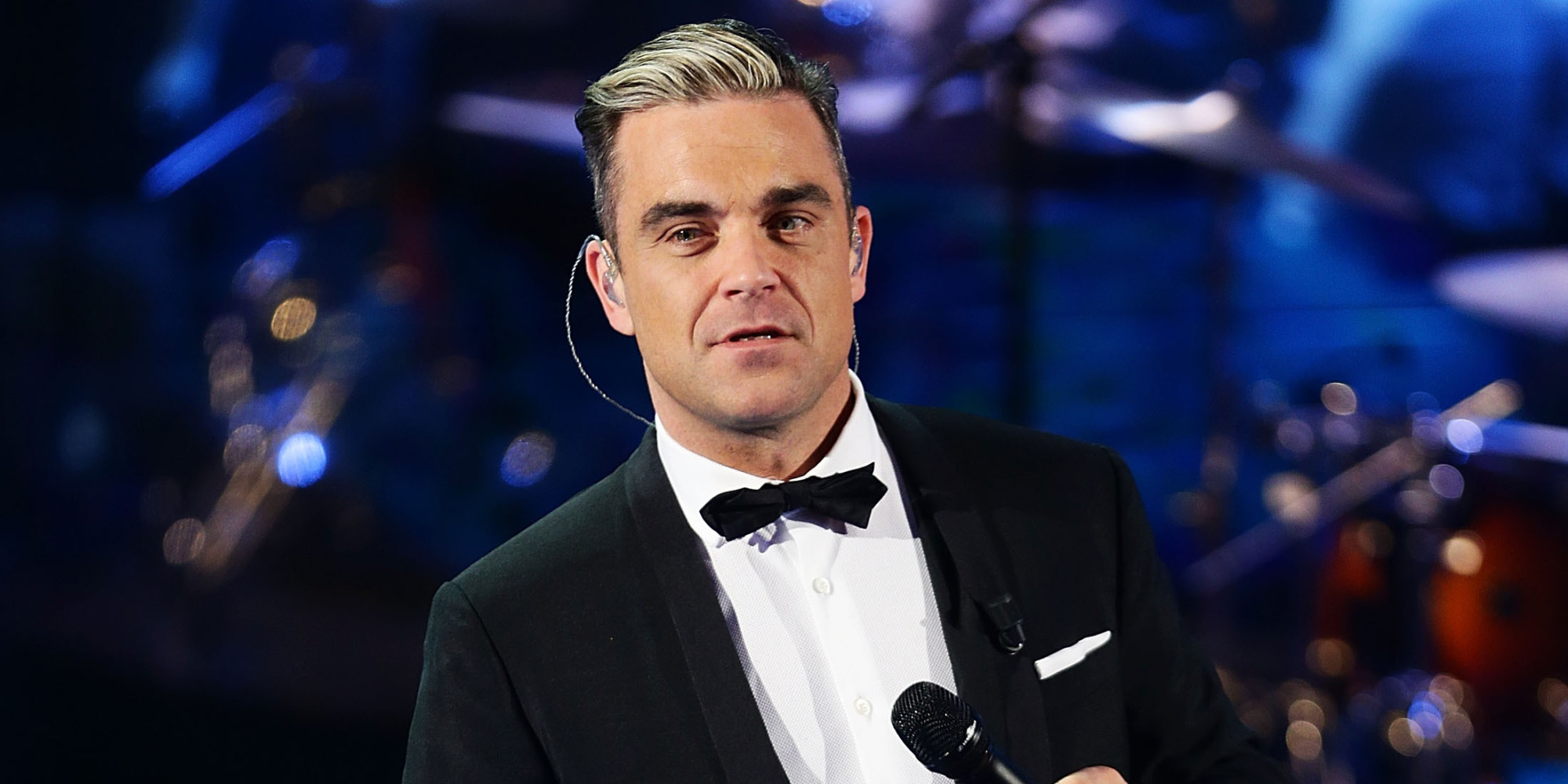 Robbie Williams da una probada de un nuevo tema escrito por The Killers