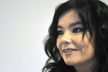 Björk presenta el teaser de su video de realidad virtual para “Family”. Cúsica Plus