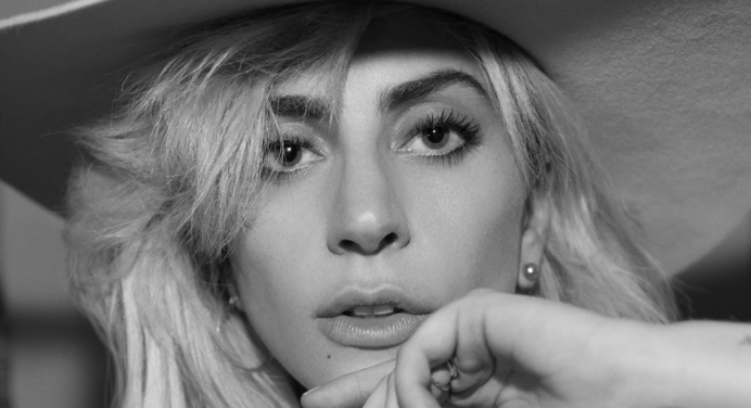 Llegó el nuevo disco de Lady Gaga… Otra vez