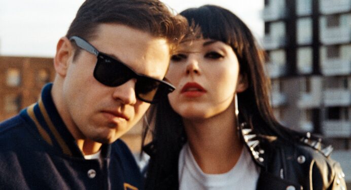 Sleigh Bells presenta el video de su más reciente sencillo “I Can Only Stare”