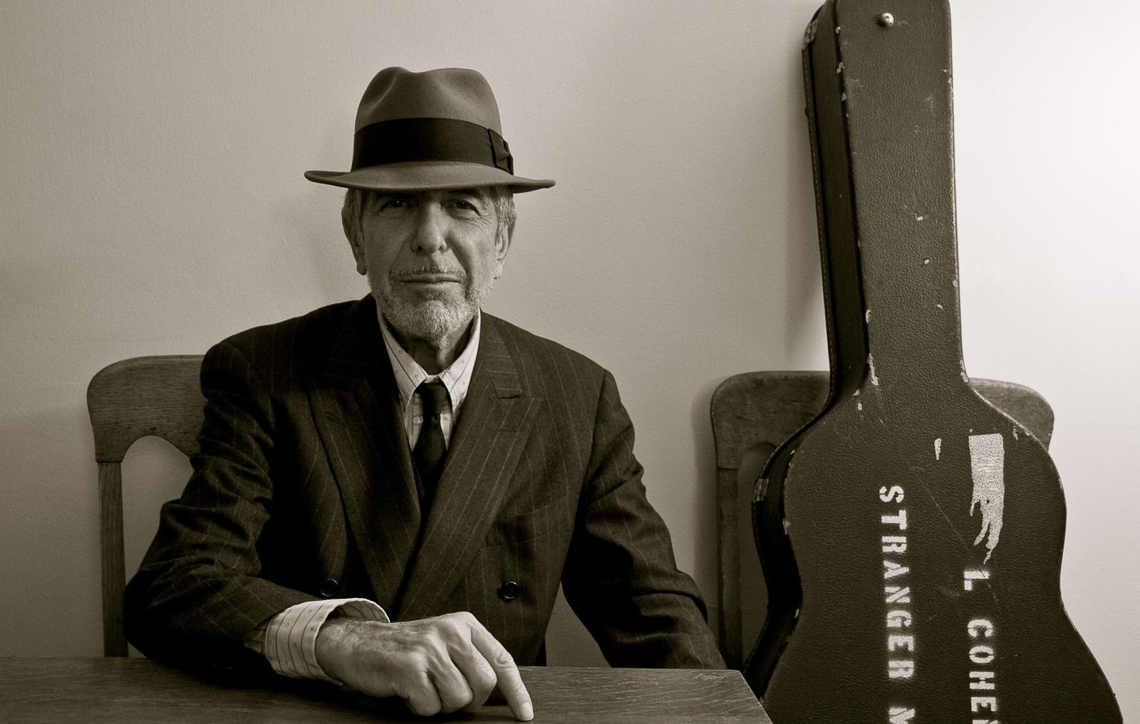 Leonard Cohen: un recuento sobre la vida del poeta