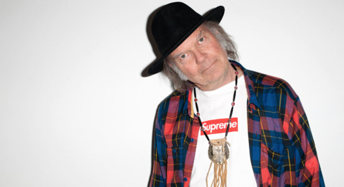 Neil Young publica el tema que da nombre a su nuevo disco, “Peace Trails”