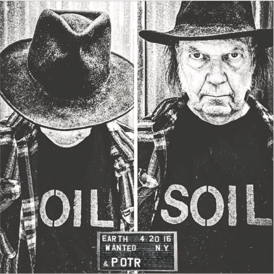 Neil Young celebró sus 71 años protestando en la reserva indígena de Standing Rock. Cusica Plus