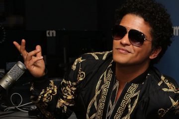 Mira las presentaciones de Bruno Mars y Green Day en los MTV EMA. Cúsica Plus