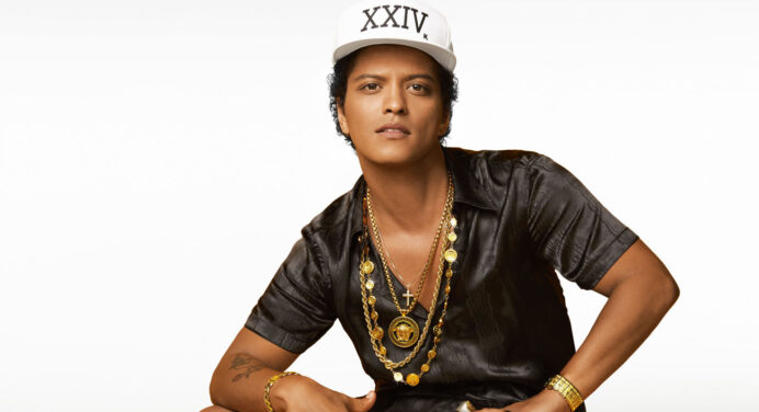 Ya salió ‘24K Magic’ el nuevo disco de Bruno Mars con la aparición de Halle Berry