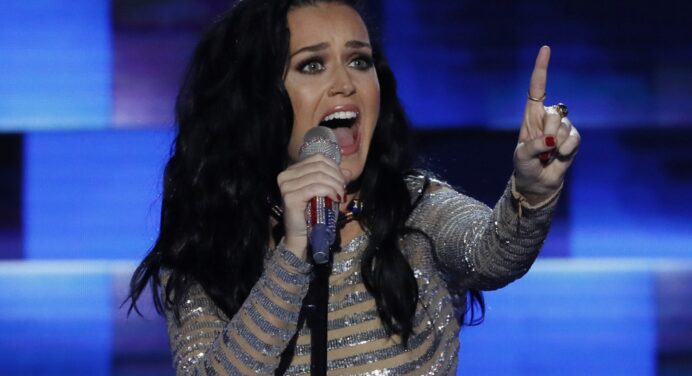 Katy Perry reveló que sus padres votaron por Donald Trump