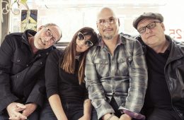 Pixies estrena video para su reciente sencillo “Classic Masher”. Cúsica Plus