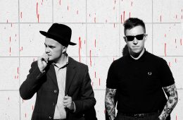 Slaves vuelve al garaje para el videoclip de “Hypnotised”. Cusica Plus