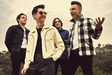 Una reunión social de los Arctic Monkeys hacen sospechar sobre un nuevo disco. Cusica Plus