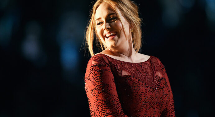 Adele se une a los artistas que presentarán en la próxima edición de los Grammy Awards