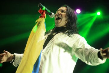 Fallece Elkin Ramírez, vocalista de la legendaria banda colombiana Kraken. Cusica Plus