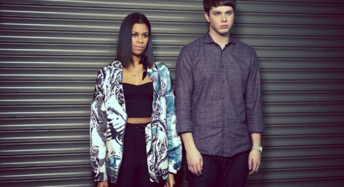 “Not Above Love” nuevo video de AlunaGeorge