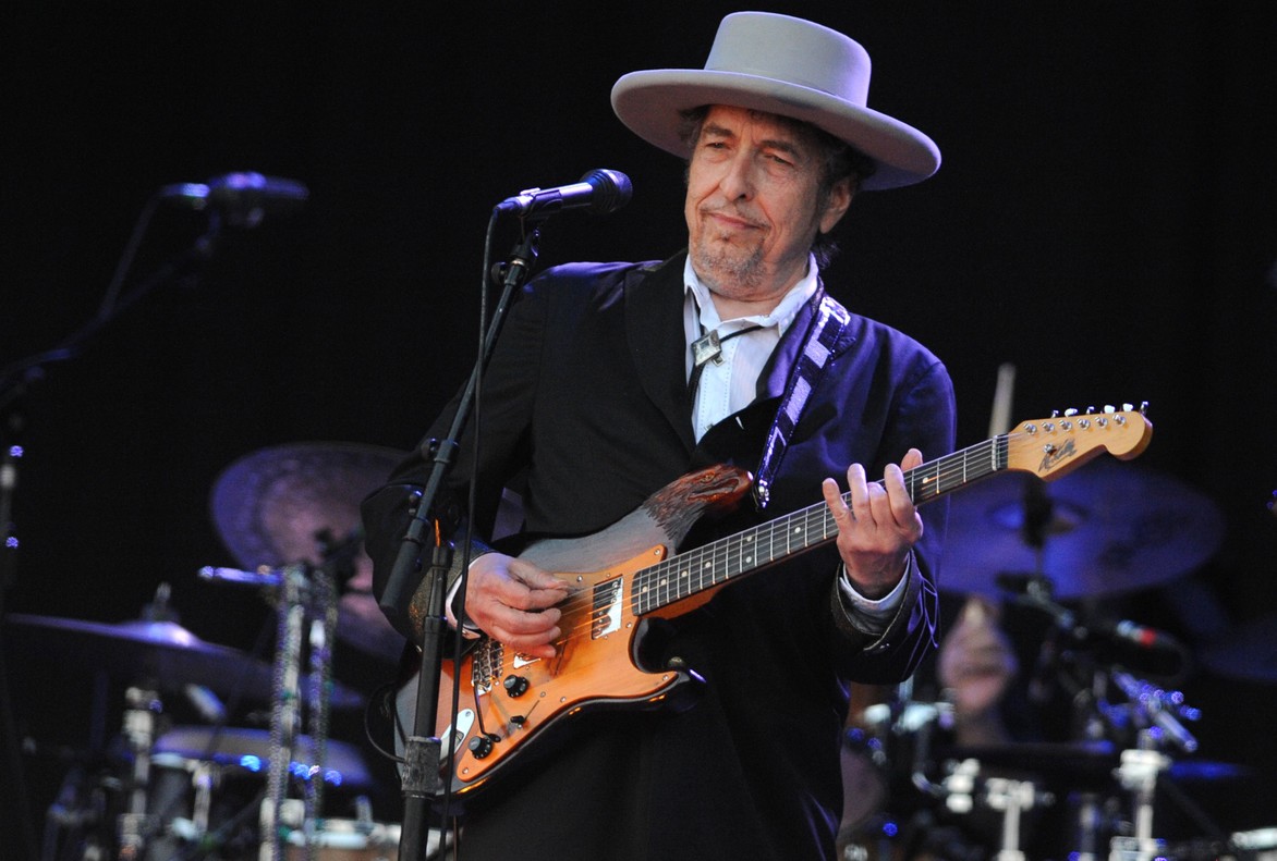 Bob Dylan publica cover de Sinatra "My One and Only Love". Cusica plus