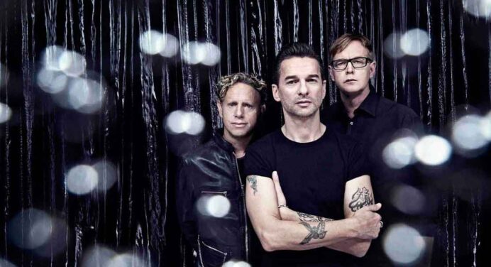 Depeche Mode escogerá a un fan para que maneje su cuenta en Facebook