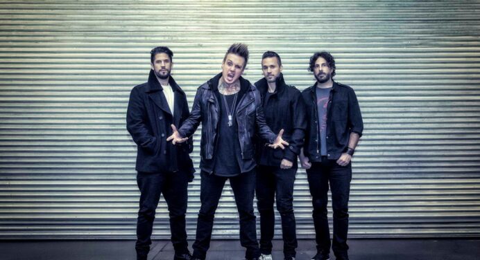 Escucha «Help» lo nuevo de Papa Roach