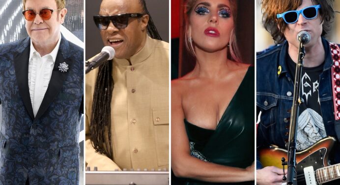 Stevie Wonder y Lady Gaga cantan en cumpleaños de Elton John