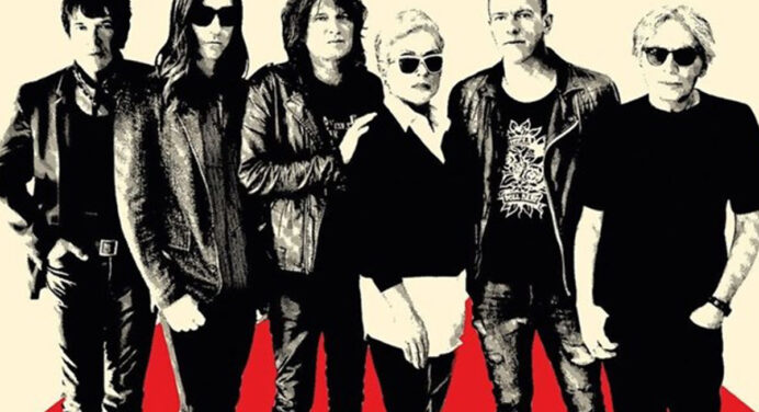 Blondie presenta nuevo sencillo: «Long Time»