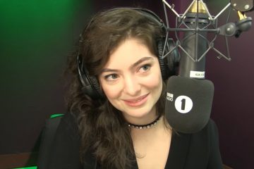 Lorde se parodia a su misma con versión de "Green Light". Cusica plus