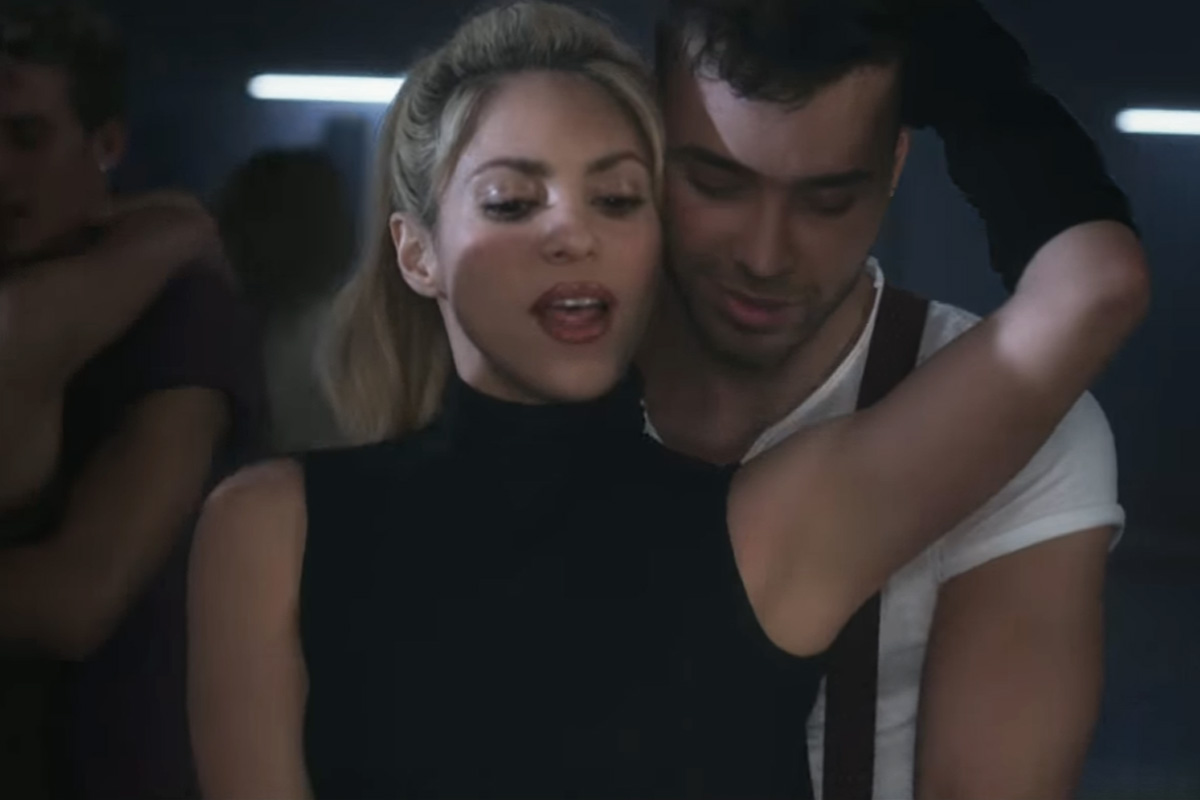 Prince Royce y Shakira publican video de "Deja Vu". Cusica plus