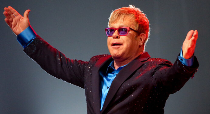 Elton John cancela concierto por una grave infección