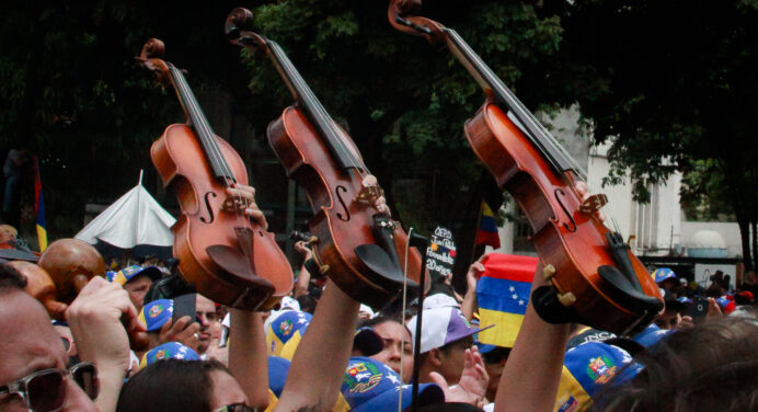 Fundación Nuevas Bandas y Revista Ladosis convocan el sábado a todo el gremio musical al Teatro de Chacao