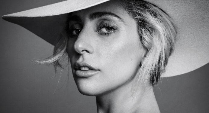Lady Gaga se vuelve profesora suplente en campaña para la caridad