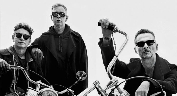 Depeche Mode nos invita al estudio con el vídeo en 360 de «Going Backwards»