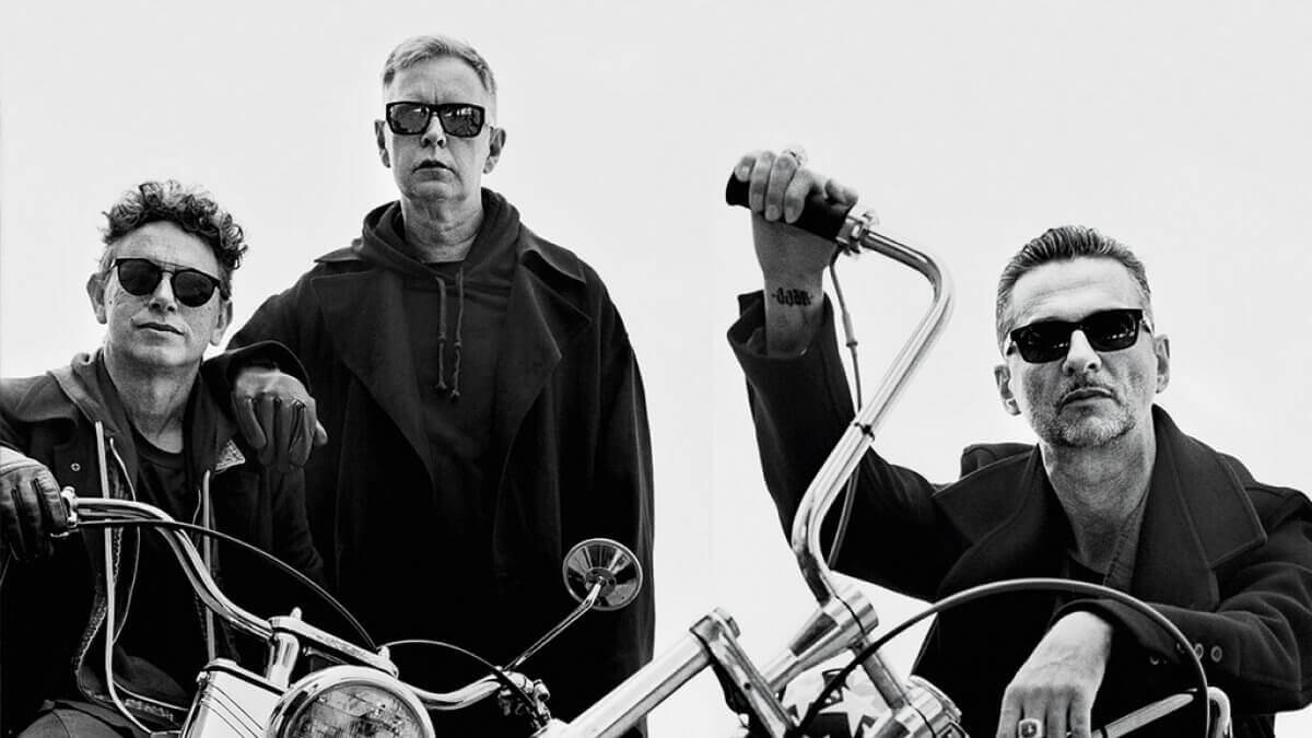 Depeche Mode aprovecha la tecnología 360 para acercarnos a una interpretación de "Going Backwards"
