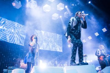 Arcade Fire estrena en vivo su canción “Chemistry”. Cusica Plus.