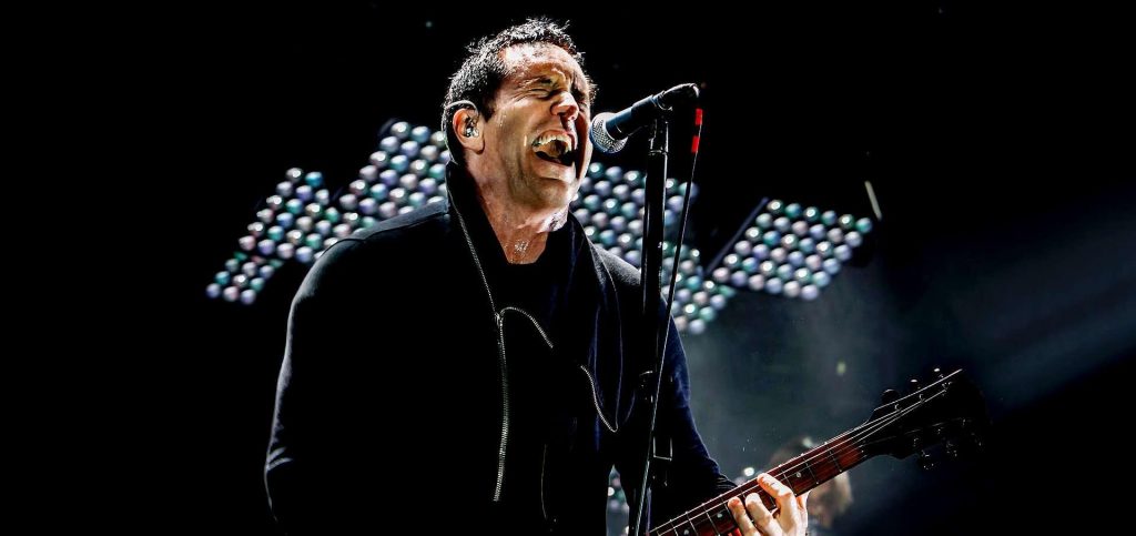 Nine Inch Nails nos invita a la fiesta del abismo con 