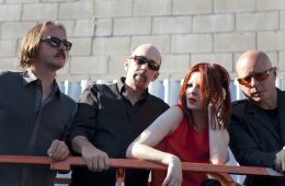 Garbage te invita a imaginar un futuro sin caballos. Cusica plus.