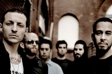 Mira a Chester Bennington en su último vídeo con Linkin Park . Cusica Plus.