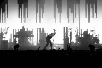 Nine Inch Nails nos muestra la contraportada de su Ep ‘Add Violence’. Cusica Plus.
