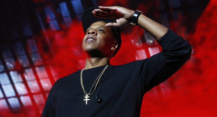 Jay-Z te invita a soñar con su poema “Dream. On.”
