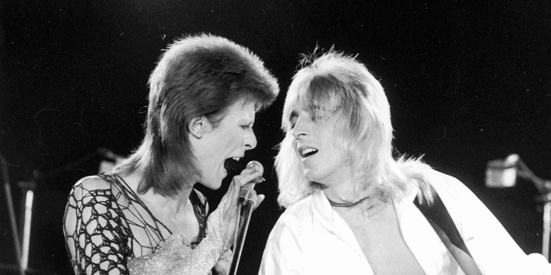 Mick Ronson, guitarrista de David Bowie tendrá un documental. Cusica plus.