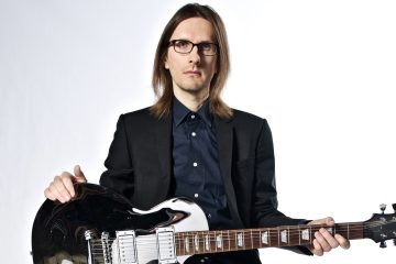 Steven Wilson nos muestra su lado más personal en ‘To The Bone’. Cusica Plus