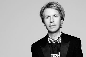 Beck confirma que ‘Colors’ será el título de su nuevo disco. Cusica Plus.