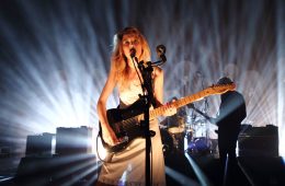 Wolf Alice le canta a la belleza diferente en su nuevo sencillo. Cusica Plus.