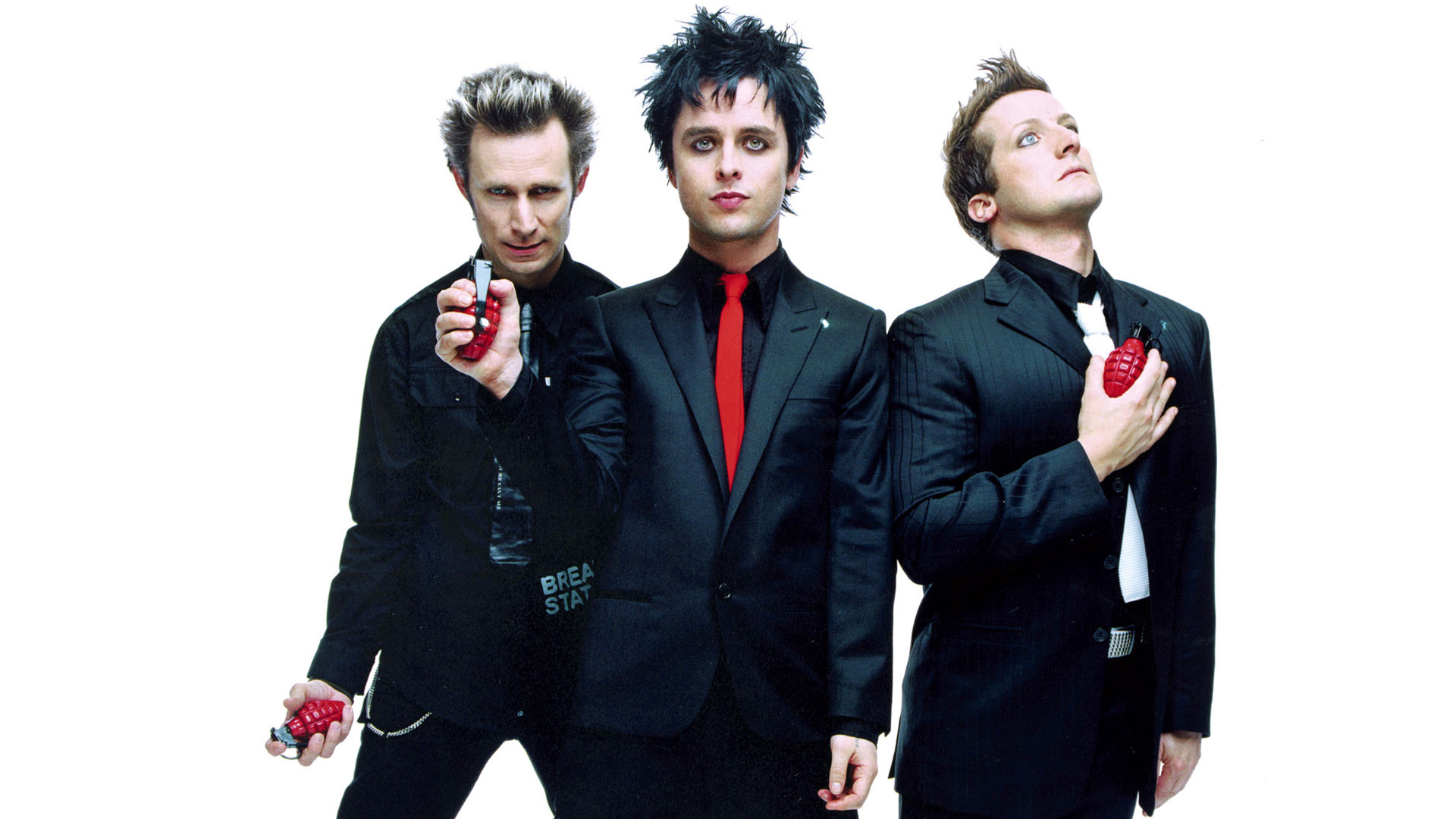 Green Day nos recuerda el estado del mundo con el video de “Troubled Times”. Cusica Plus.
