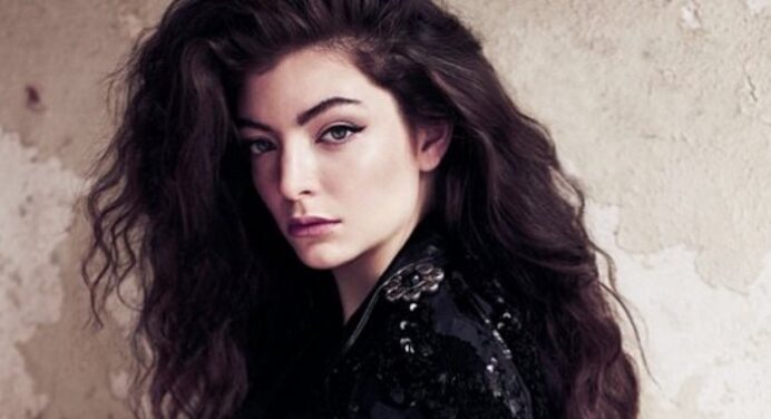 Lorde busca sus lugares perfectos en su nuevo video